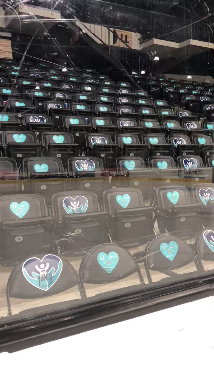 Peavey Mart (PeaveyMart) / Twitter