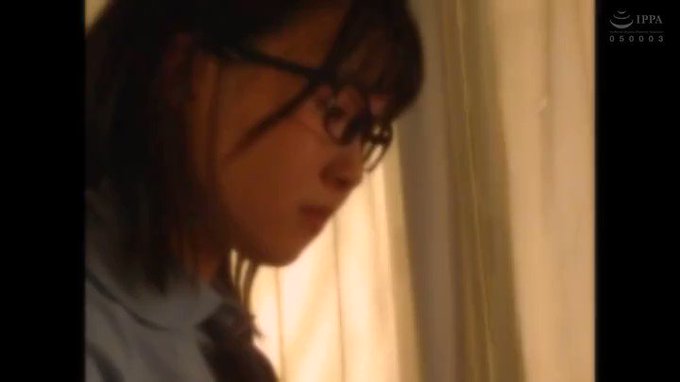 図書館にいつもいる大人しい人見知り文学美少女を
俺好みのド変態淫乱女に育成していくストーリー

気付けば言葉責めでディープキスしてくる猛者に仕上がったｗｗｗ https://t.co/hvE38zNoMy
