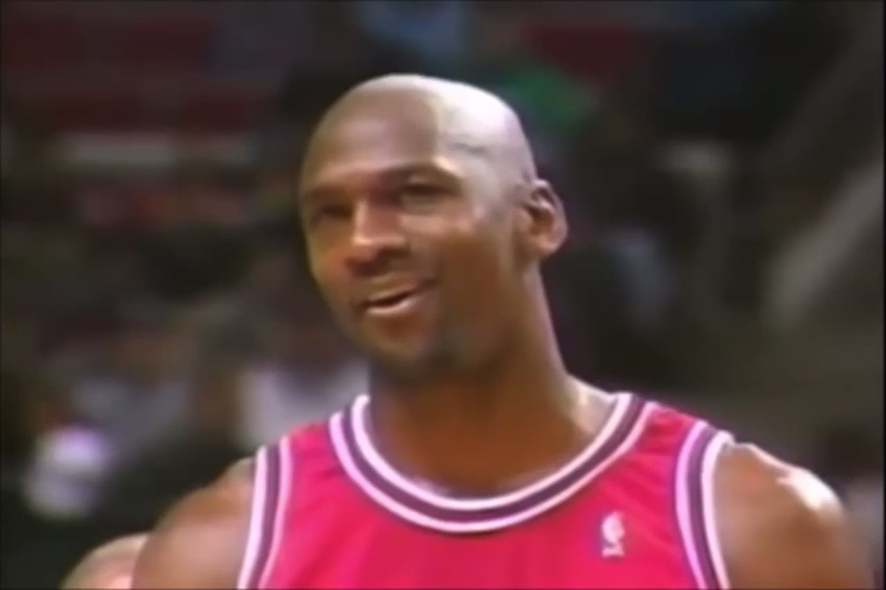max-rieper-on-twitter-buh-buh-buh-buh-buh-basketball-gimme-gimme