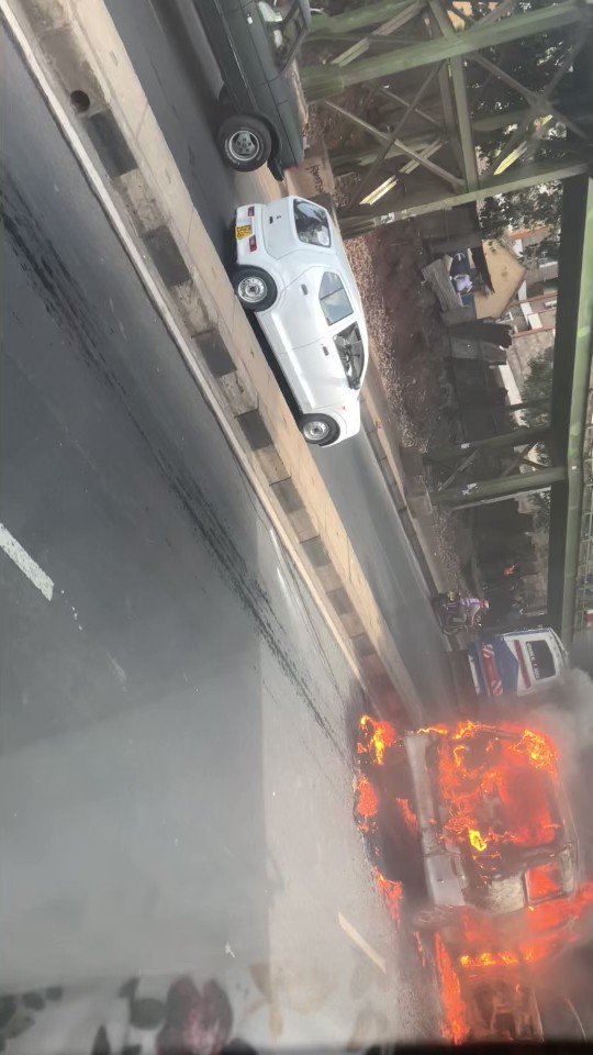 RT @Theo_mwangi: Just passed a car on fire on Thika road, Ngara. https://t.co/xDEbED1aqW