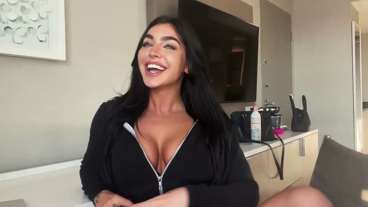 Emily Rinaudo on Twitter "Answered some of y’all raunchiest questions