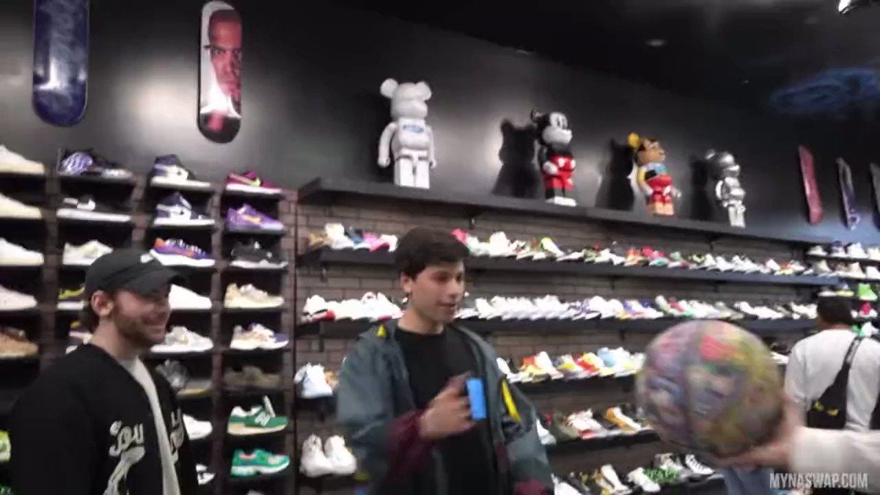 Dream, Sapnap & GeorgeNotFound Go Shopping For Sneakers With CoolKicks