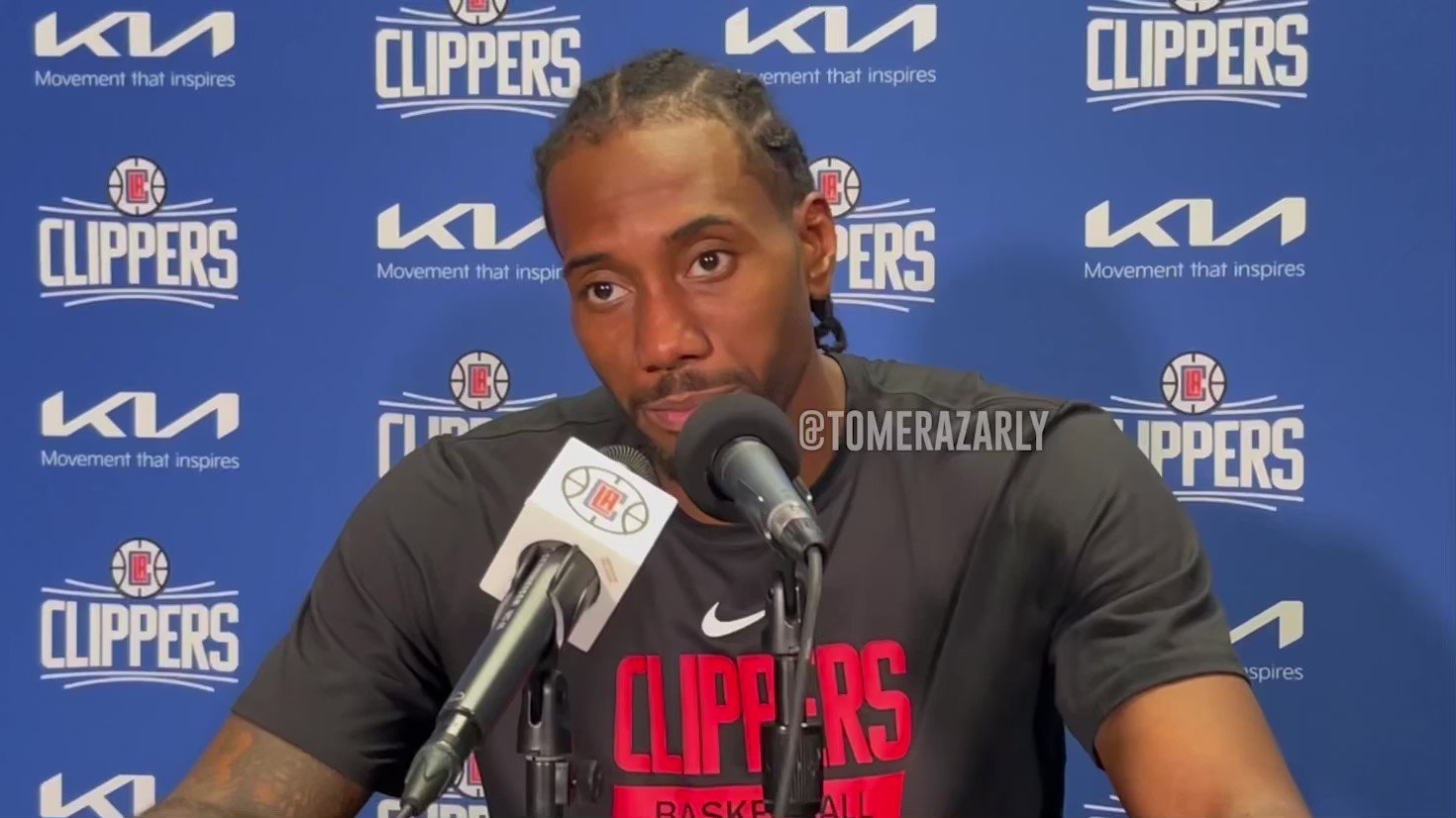 Tomer Azarly on X: All smiles for Kawhi Leonard during his first practice  with the Clippers in Orlando. (via @NBA)  / X