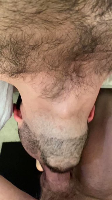 Hanging @powerversexxx head over the edge of the bed so he can show me what a good boy he is… ?

What