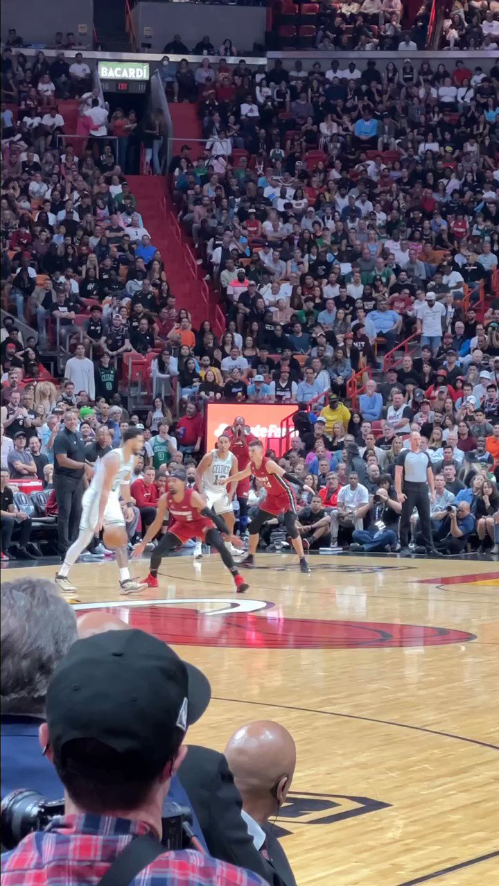 nba-on-twitter-this-behind-the-back-floater-combo-by-jayson-tatum-is