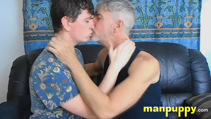 NOW on Manpuppy - Hot #Gay #Kissing with Christian Marx https://t.co/zp0eyslw2q #Twink #TongueWorship