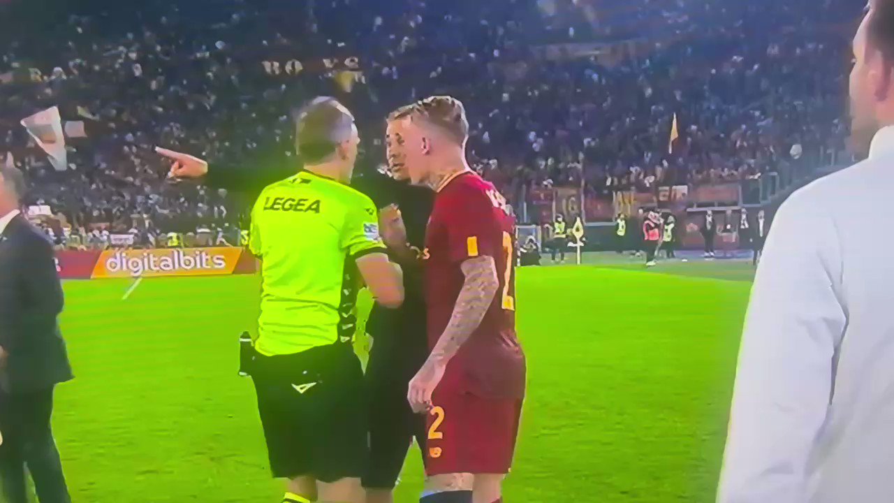 out-of-context-football-on-twitter-https-t-co-kjmvnvhr9q-twitter
