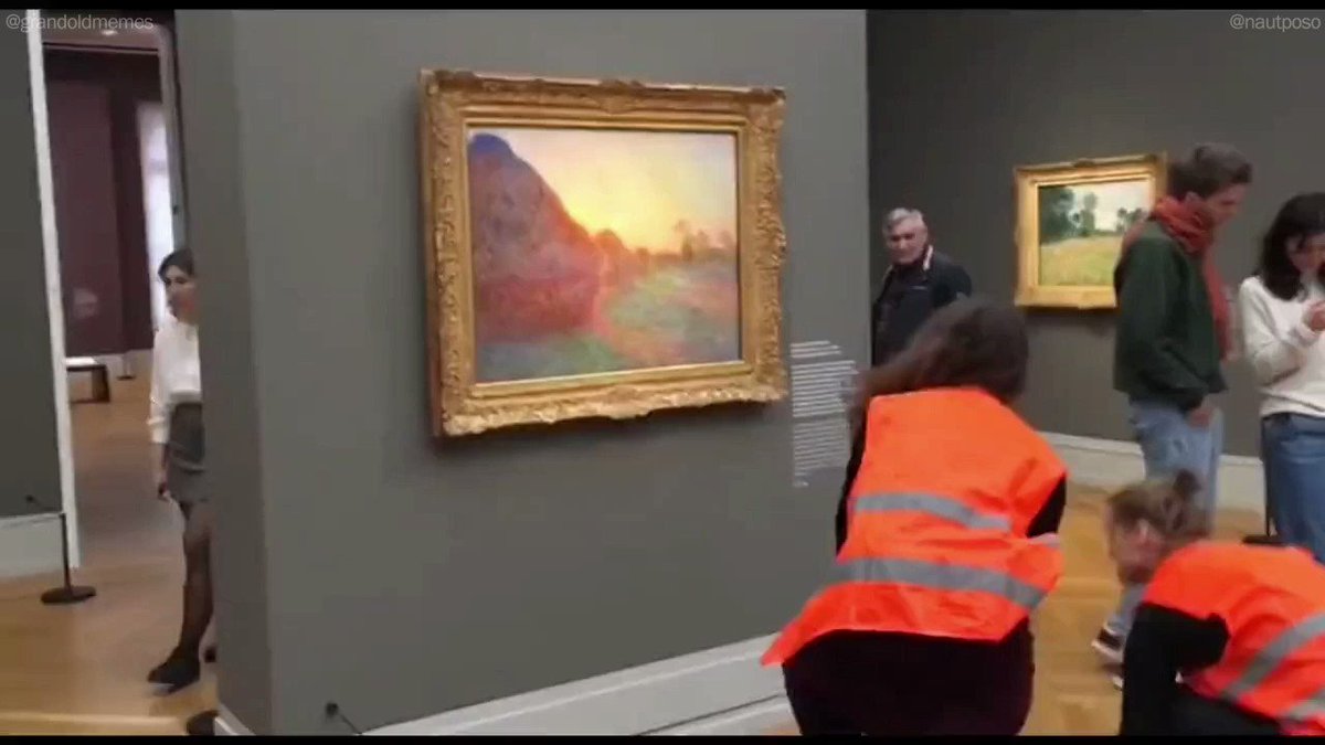 Read more about the article Climate activists deface Monet painting

(collab with @grandoldmemes)