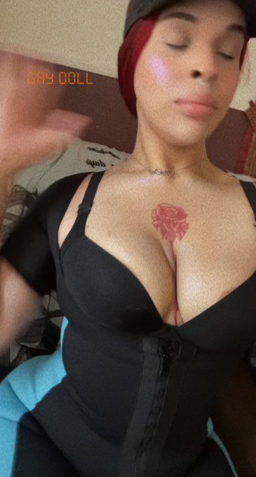 y&rsquo;all miss mommy yet? https://t.co/1P1MjHjSQD https://t.co/s0jTB1cTDv<a href="/tag/bbw"class="tags"><span>#bbw</span></a><a href="/tag/trans"class="tags"><span>#trans</span></a>