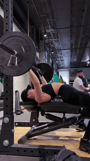 30 kg BP was flying the other day ⚔️?️ https://t.co/df7ZTnCdcF