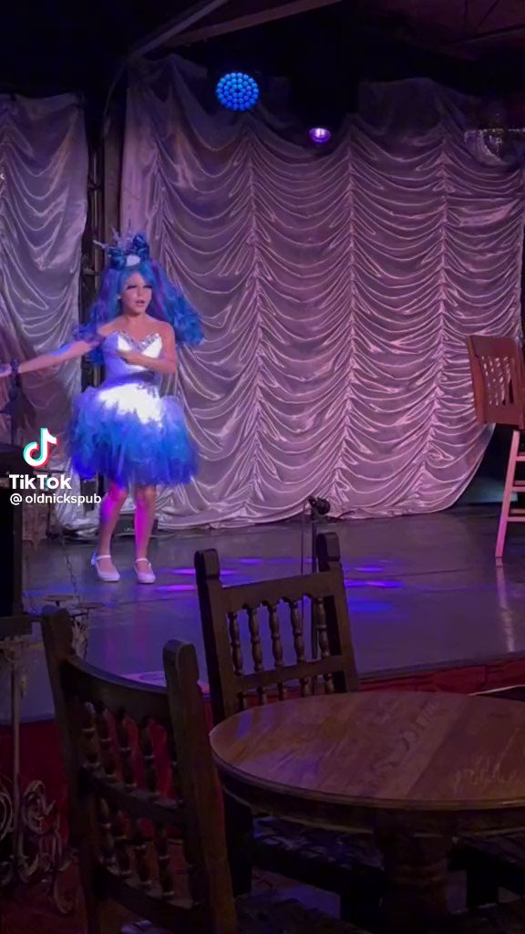 Libs of TikTok on Twitter "Old Nick’s Pub in Eugene, OR which came