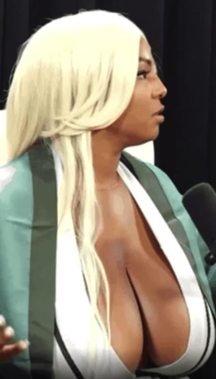 Persephanii Aka Thick Yonce on X: A gif from @thickthreadspod 😂  t.coNpVCBNLOd6  X