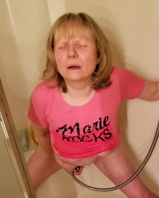 Can you feel me building up?  😊😃 Like and RT! @MarieRocksxxx  https://t.co/G2S22kGKOK https://t.co/2<a class="tags" href="/tag/marierocksxxx">@marierocksxxx</a>