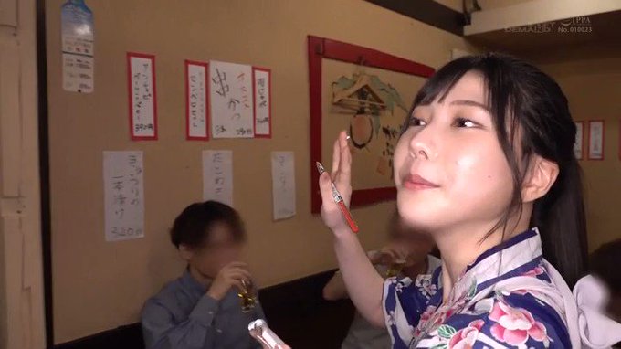 千円でベロベロになれる、センベロ居酒屋に入ったと思ったら、千円でおち○ぽを舐めてくれるセンペロ居酒屋だった話です

本編はリプ欄から 👇
https://t.co/tMhrOhzzrU