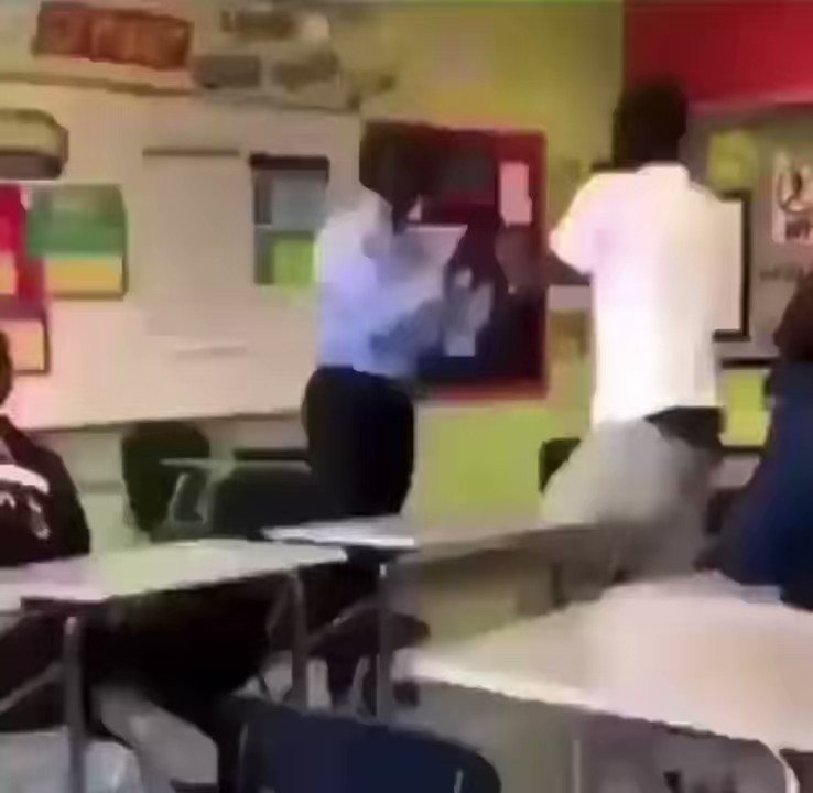 🔞 on Twitter "⚠️ HE FOUGHT WITH TEACHER 🤯👨🏿🏫🎓 [more at