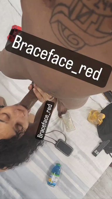 FLIP your phone 😅😛😈#like #Reweet https://t.co/70qvcbHeIK<a href="/tag/like"class="tags">#like</a><a href="/tag/reweet"class="tags">#Reweet</a>