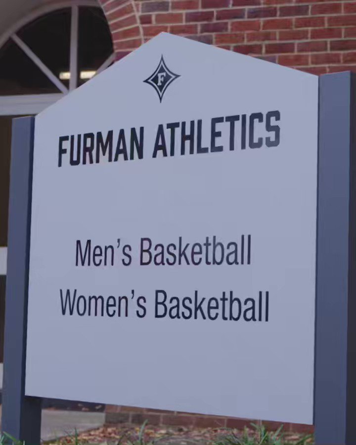 Furman Basketball (FurmanHoops) / Twitter