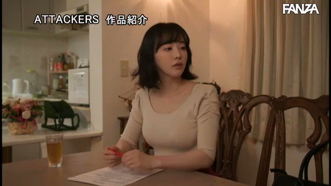 父親が再婚相手として連れてきたのは僕が密かに憧れていた担任… 三宮つばき https://t.co/WEGtU94zIW