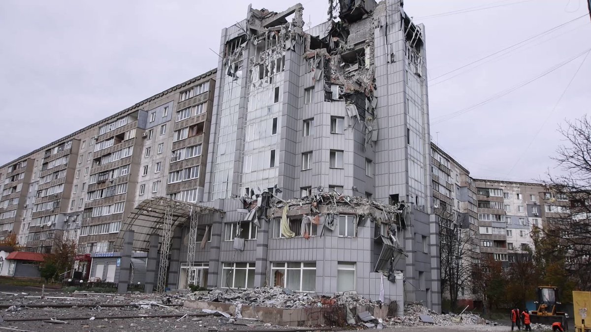 гостиница октябрь в луганске