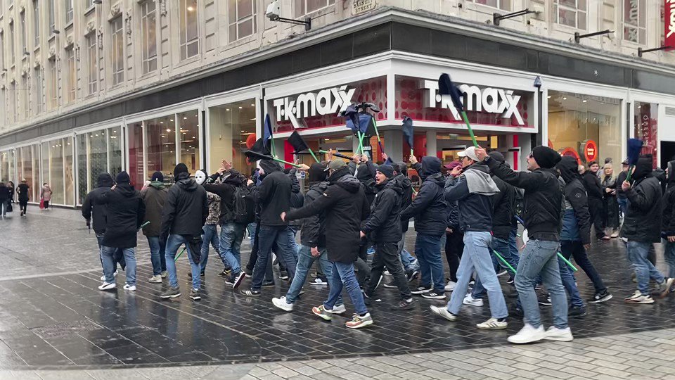 Iain Watts on Twitter "Napoli fans walk through Liverpool ahead of the