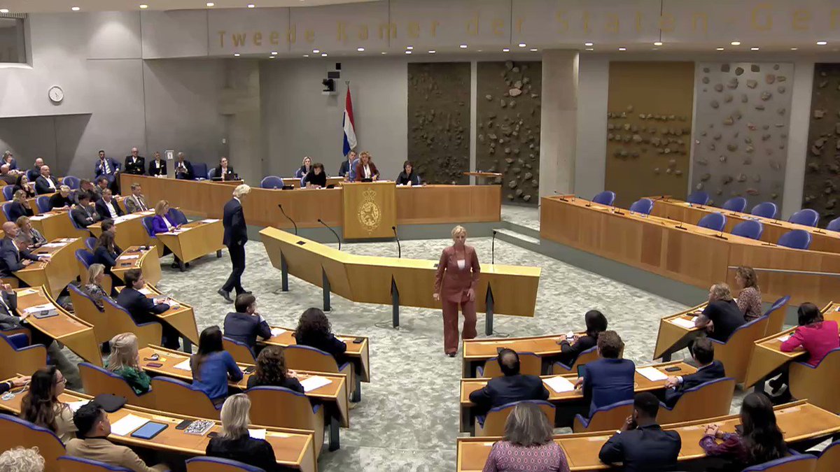 frans weisglas on Twitter "De woorden van geertwilderspvv over khadijaArib zijn mij uit het