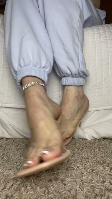 Happy Toesday! New shoe tease on my  OF. Link in bio. Cum suck these pretty French toes! Thanks to the