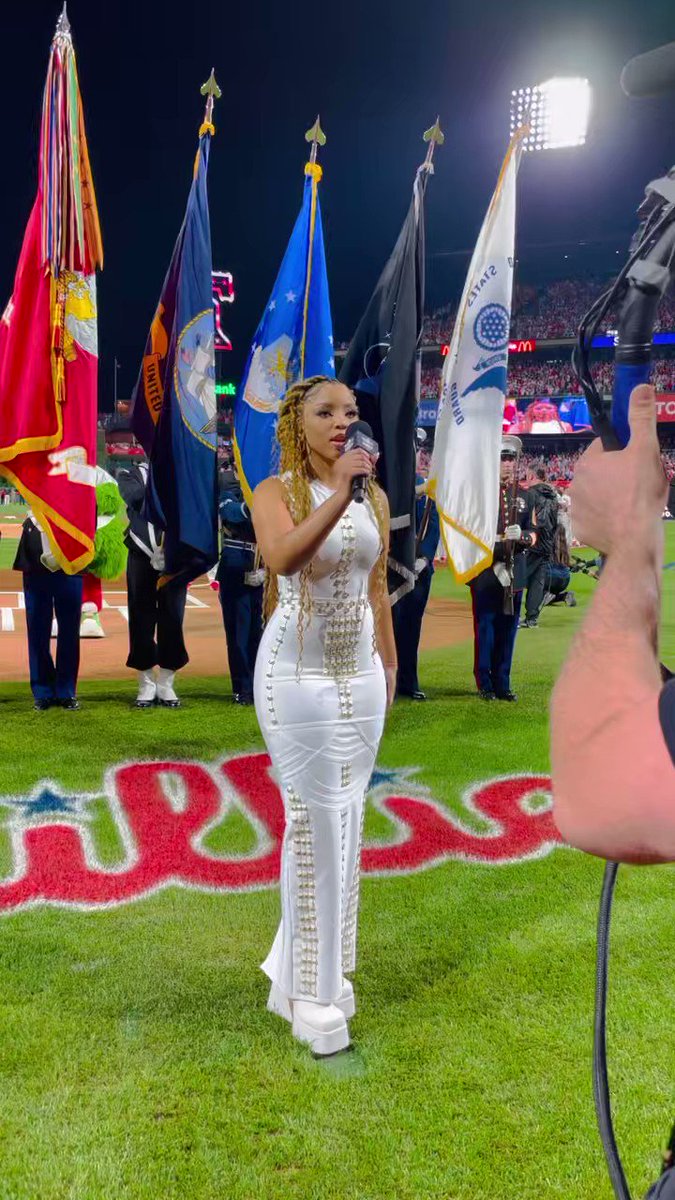 Houston 1 on Twitter "RT ChloeBailey it was honor to sing the