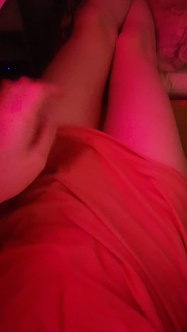 Touching there??
#trans #sissy #tgirl #shemale #ladyboy #femboy #crossdresser https://t.co/BTZh7ZG2l