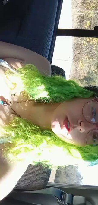 Guess how many jaws dropped driving past me making this ? Hehe  #nsfwtwt #bigboobmom #kinky #ThotSht<a href="/tag/kinky"class="tags"><span>#kinky</span></a><a href="/tag/onlyfan"class="tags"><span>#onlyfan</span></a><a href="/tag/onlyfansbabe"class="tags"><span>#onlyfansbabe</span></a><a href="/tag/bigboobmom"class="tags"><span>#bigboobmom</span></a><a href="/tag/nsfwtwt"class="tags"><span>#nsfwtwt</span></a>