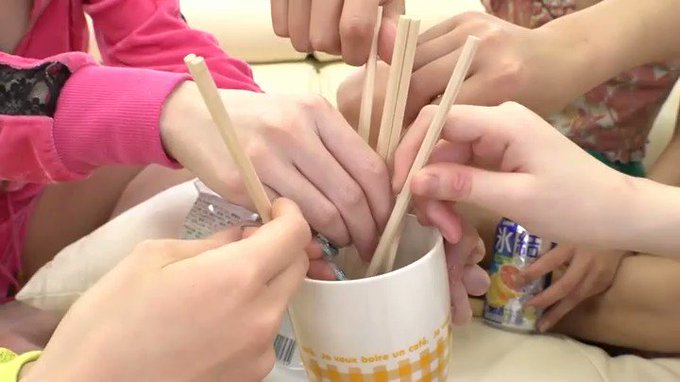 ギャルだけで王様ゲームしたら．．．

本編はリプ欄から 👇
https://t.co/kBuzeEZVOB