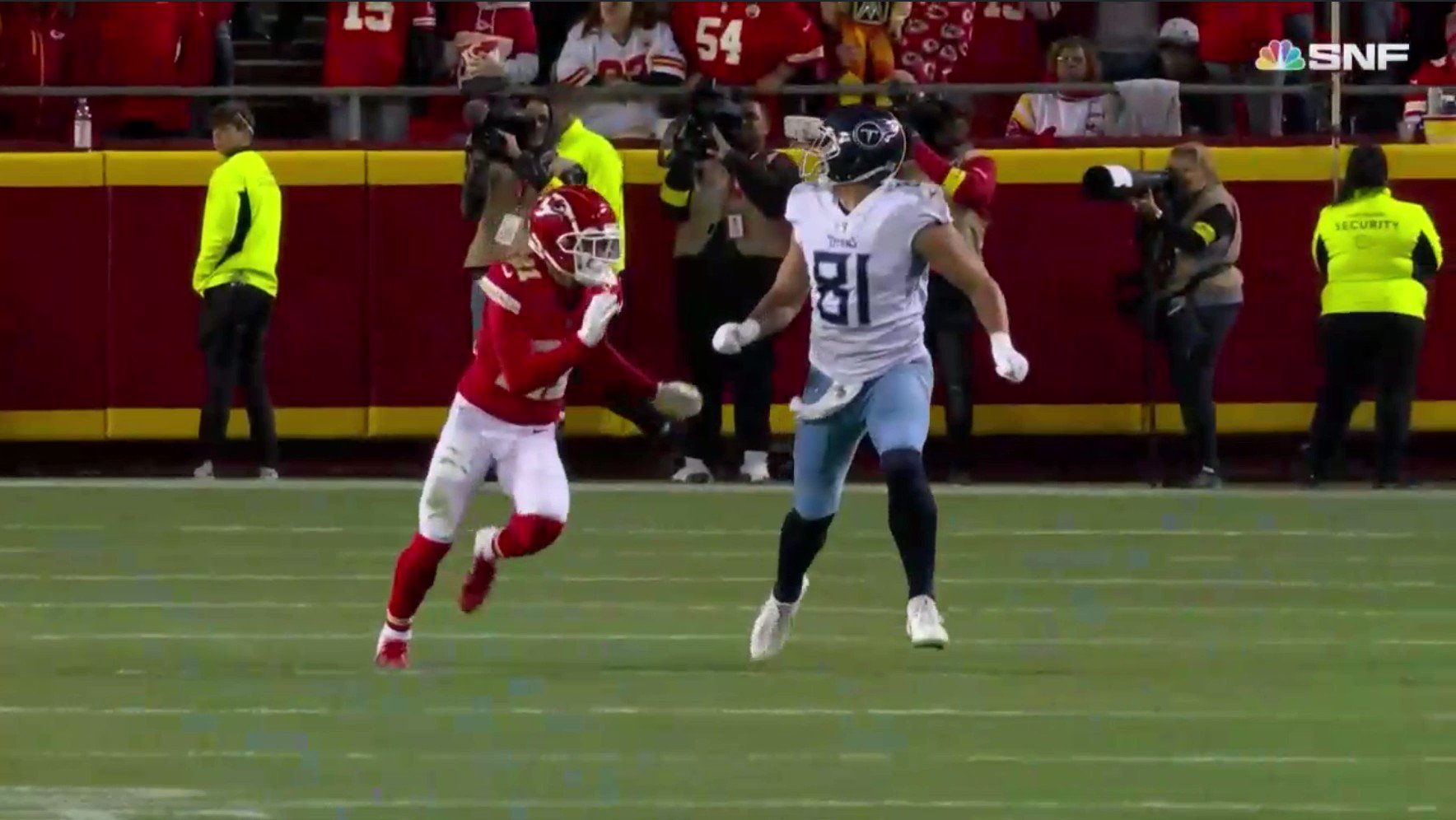 Devon Clements on Twitter: "#Chiefs rookie CB Trent McDuffie, who was activated from IR this week, had great coverage on #Titans TE Austin Hooper to force the incompletion. #ChiefsKingdom https://t.co/bxAiY1Rkda" / Twitter