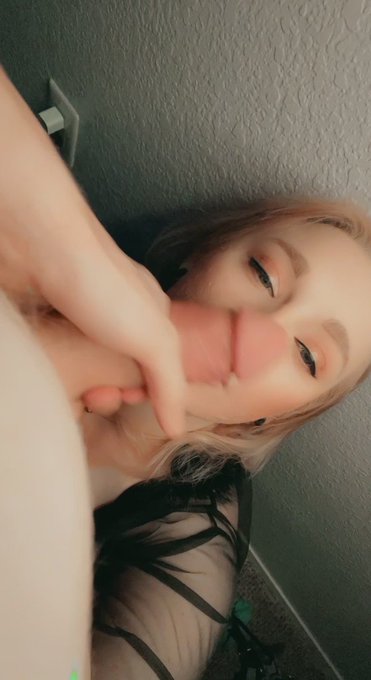 Just a happy little nymph in a horny haze playing with Daddy&rsquo;s cum&hellip;🤤🤤 Wanna see the full video? 😈 Check