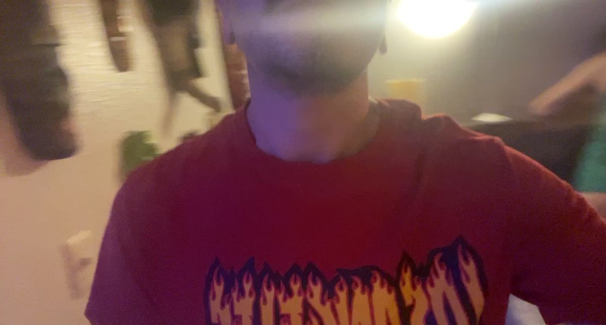 Hungster’s pics and videos