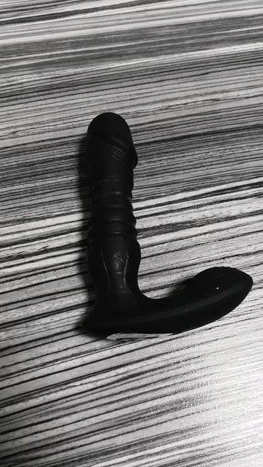 Anal 2nite?
#horny #bisexual #bicurious #gay #follow #retweet #sextoy #masturbator https://t.co/NRub