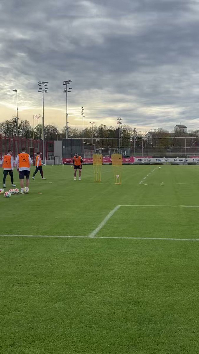 Ajax verspeelt punten tegen Vitesse (2-2), PSV koploper • Fans: 'Schreuder rot op!' Ajax Verspeelt Punten Tegen Vitesse (2-2), Psv Koploper • Fans: 'Schreuder Rot Op!'