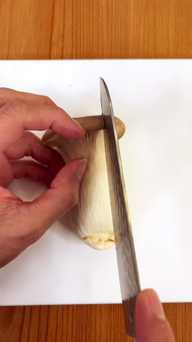 のり塩の味付けがすごく美味しそう！作り方も簡単な「エリンギ」レシピ！