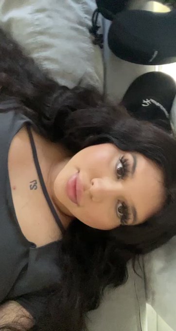 Hi bunkies .. we made it to 25k .. my nipple and I are super grateful ???? https://t.co/Bjf6vyAin3