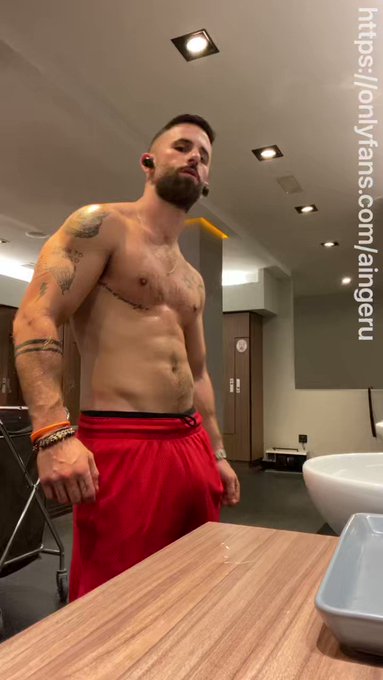 Friday Workout ✅ ?? https://t.co/muvzhmsE6A
