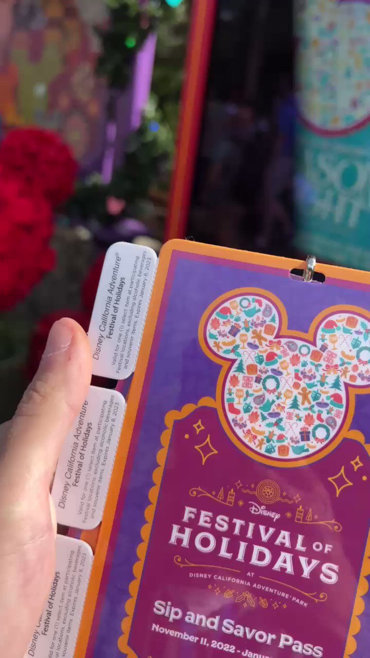 Disney Food Blog On Twitter In DCA For Festival Of Holidays We Got Our Hands On A Sip Savor disney-food-blog-on-twitter-in-dca-for-festival-of-holidays-we-got-our-hands-on-a-sip-savor