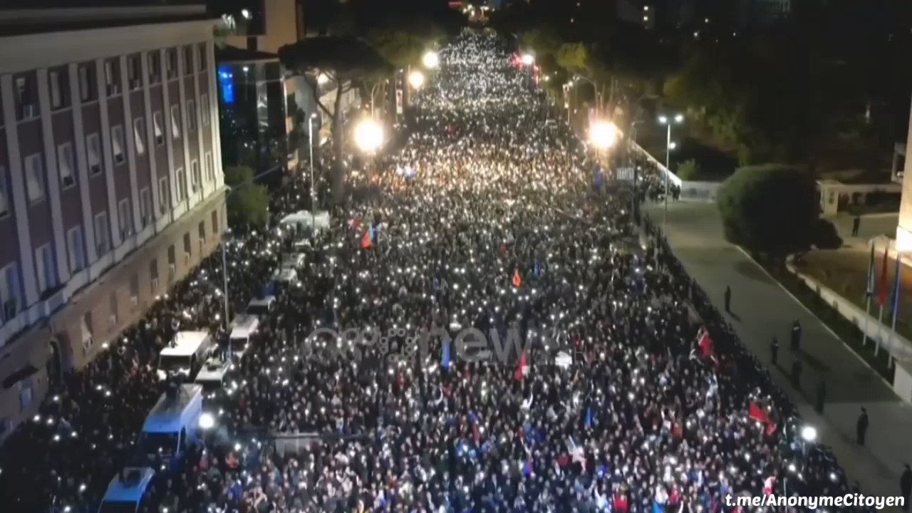 Anonyme Citoyen on Twitter "Manifestation massive contre la flambée du coût de la vie et le