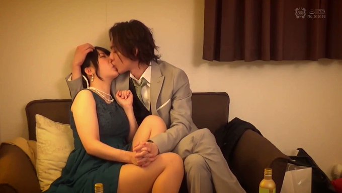 この男性の手が、えっちくない？？？
気持ちよくして欲しいね。 https://t.co/BWUoj6viFb