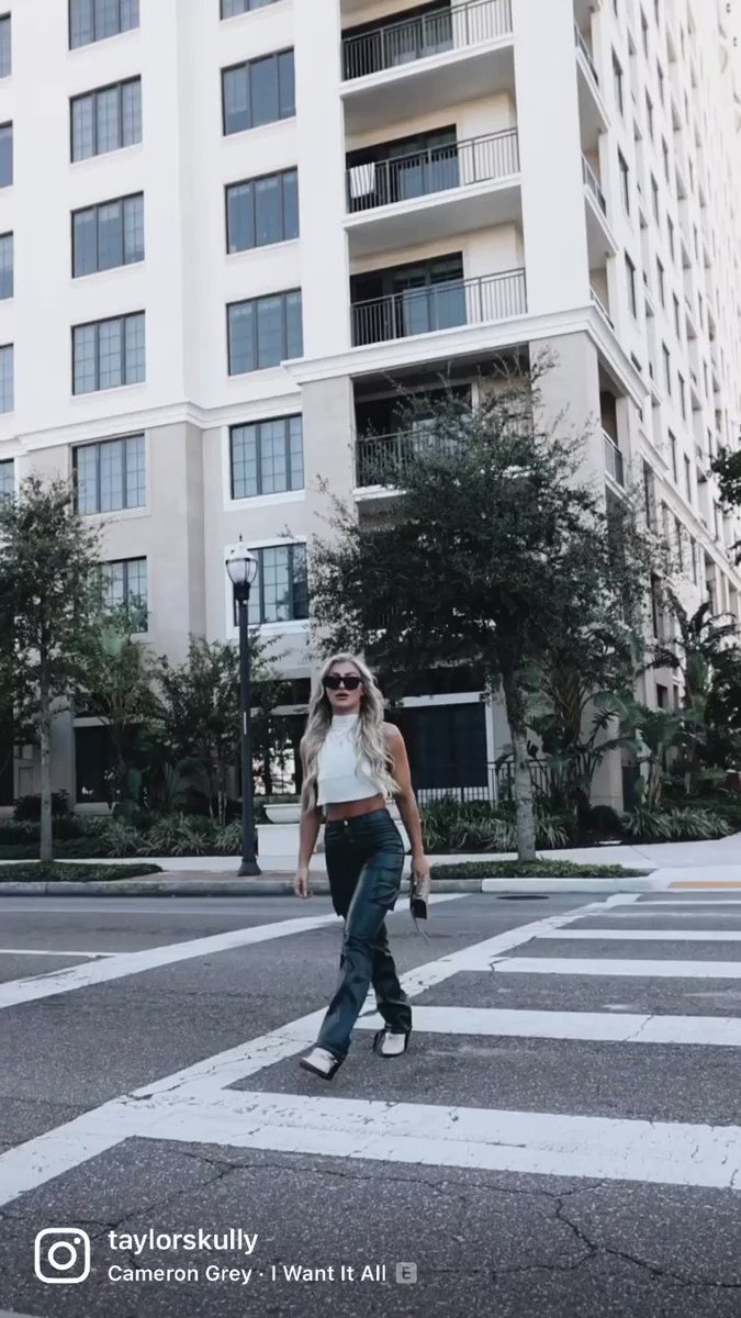 Taylor Skully on Twitter: “Fall Fashion 😎”
