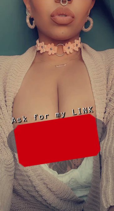 Curly hair cutie for the win #nsfwart ##eighteenandup #seethroughtop #curlyhair #babe https://t.co/dqCgekaJGQ<a href="/tag/nsfwart"class="tags">#nsfwart</a><a href="/tag/eighteenandup"class="tags">#eighteenandup</a><a href="/tag/curlyhair"class="tags"><span>#curlyhair</span></a><a href="/tag/babe"class="tags"><span>#babe</span></a><a href="/tag/seethroughtop"class="tags"><span>#seethroughtop</span></a>