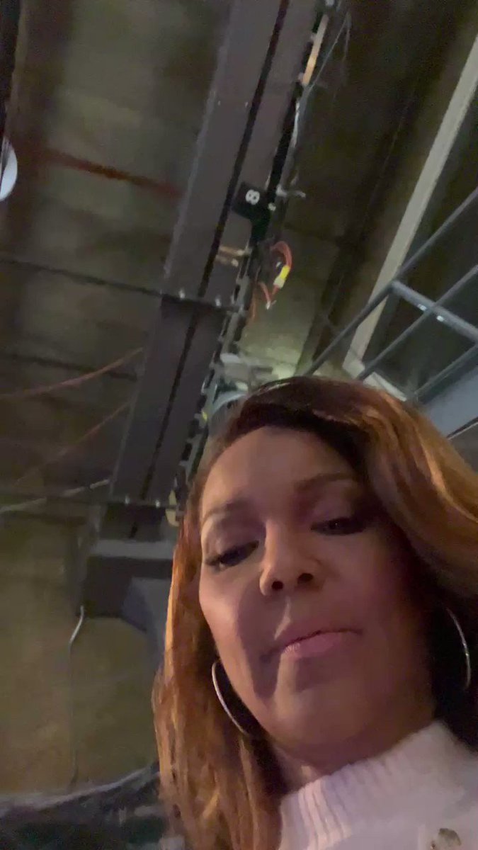 carolyn-clifford-bio-wiki-age-husband-wxyz-net-worth-salary-the-famous-info