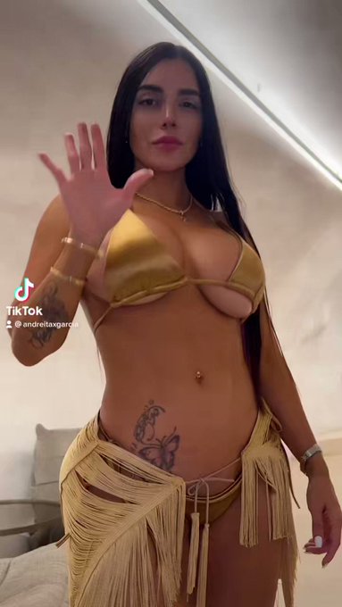Quieres ver mi contenido explicito ? ven a mi nueva página https://t.co/sja1y61yoc https://t.co/RN9J