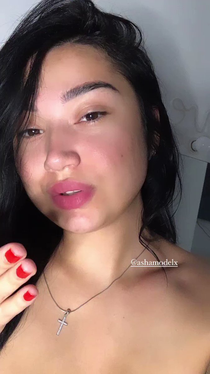 Asha cum Model - Asha cum