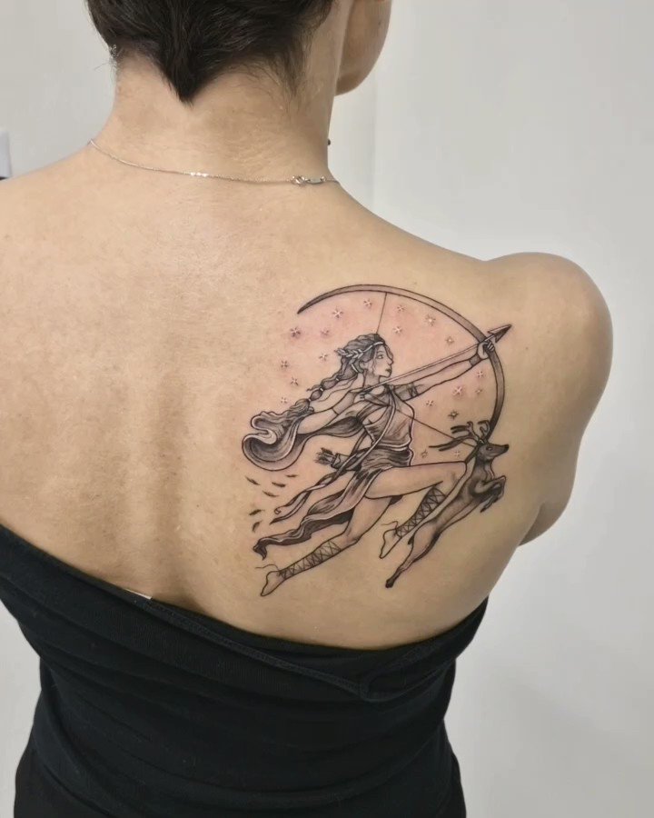 Pin by Bárbara Victória on tattoos  Artemis tattoo Greek tattoos Sleeve  tattoos