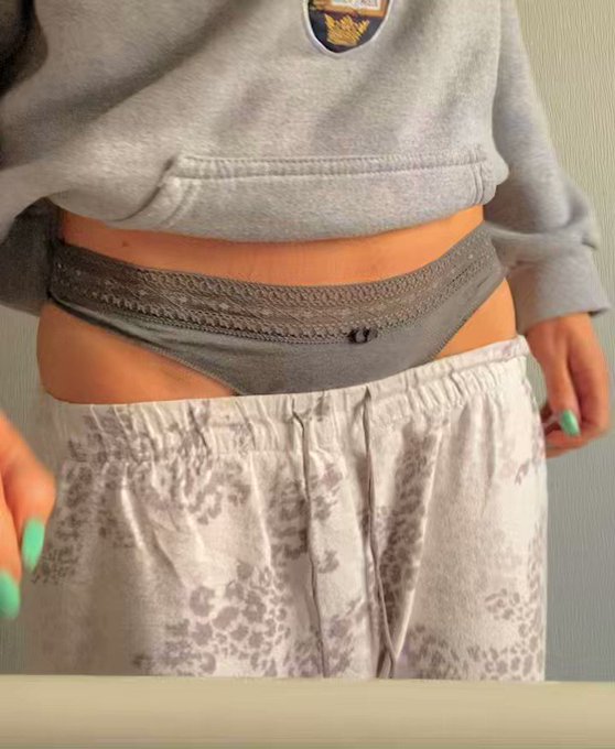 Christy Spencer’s pics and videos