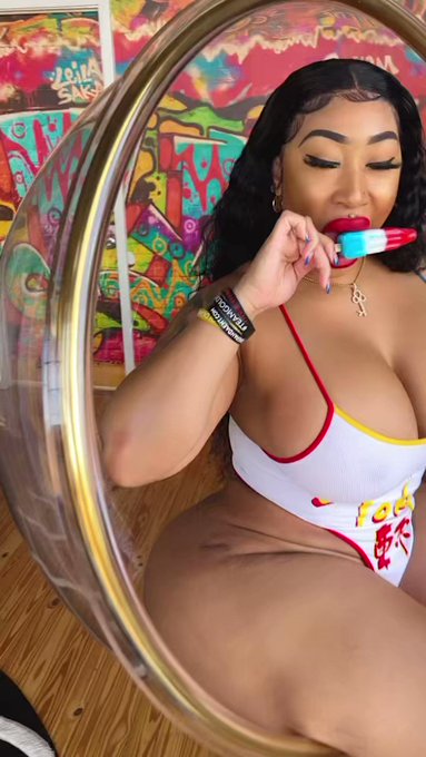 GOLD DIMES OWN @MZTOKYODRIFT https://t.co/ynBJf99Mmu<a class="tags" href="/tag/mztokyodrift">@mztokyodrift</a><a href="/tag/clubgolddimes"class="tags"><span>#clubgolddimes</span></a>