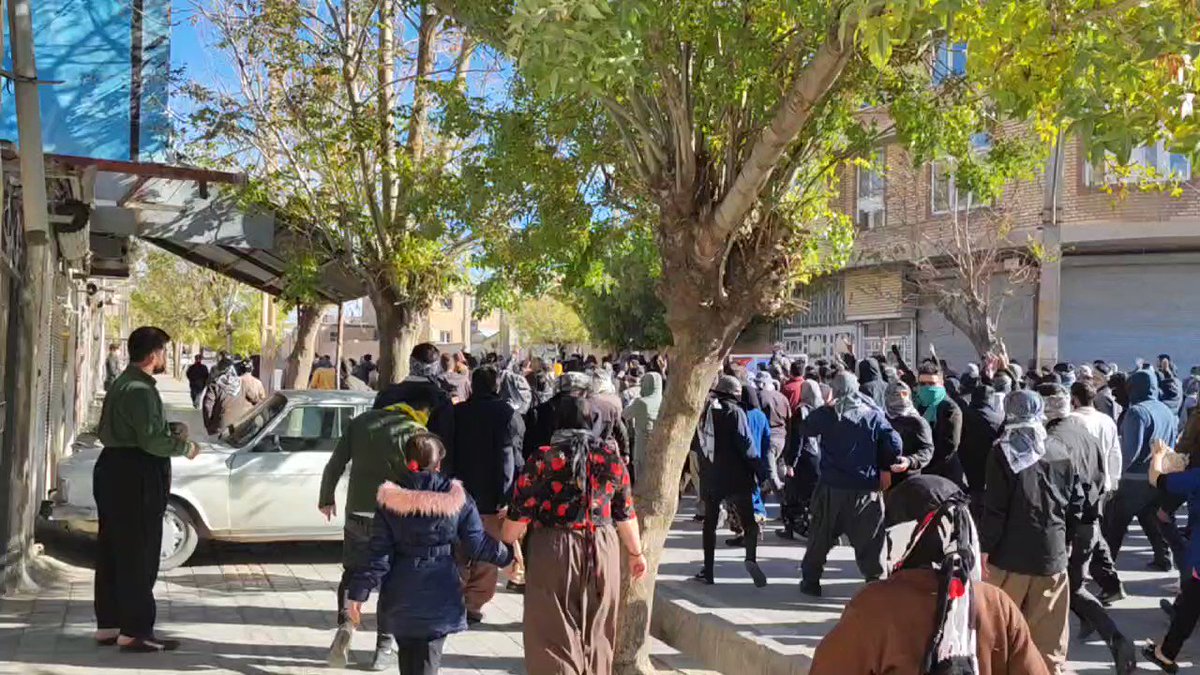 Alejandro Alvarez On Twitter RT ksadjadpour 1 Protestors In The 